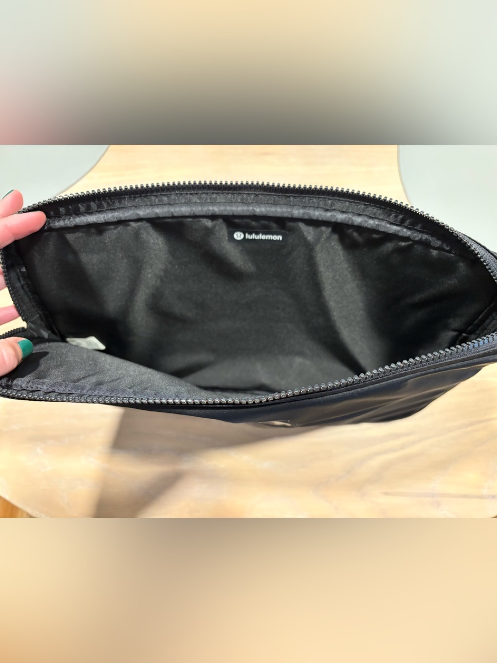Lululemon Crew Laptop Sleeve - Picture 3 of 4